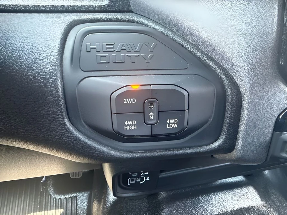2025 Ram 2500 - Image 17 of 31