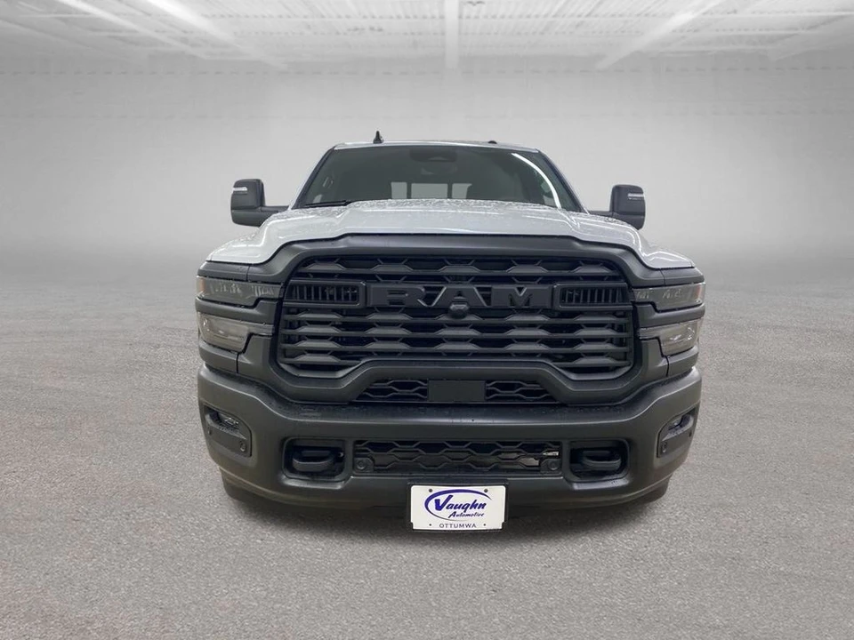 2025 Ram 2500 - Image 3 of 12