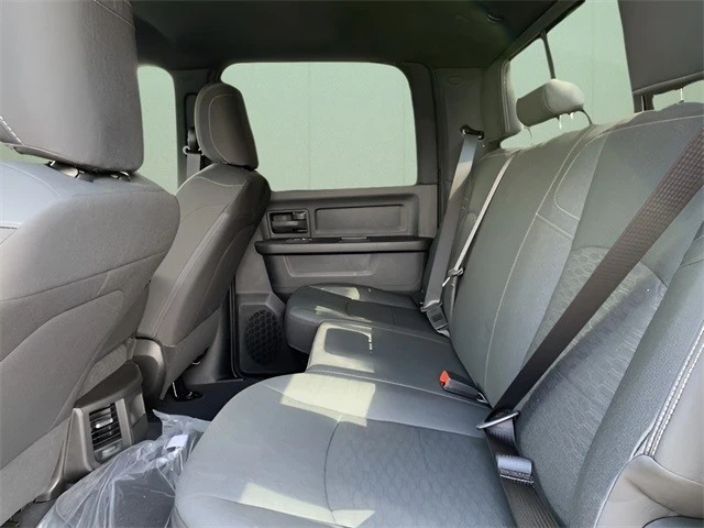 2025 Ram 2500 - Image 17 of 21