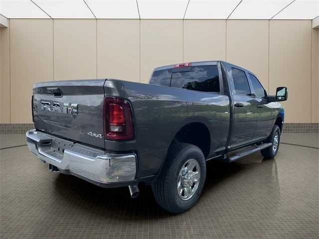 2025 Ram 2500 - Image 5 of 12