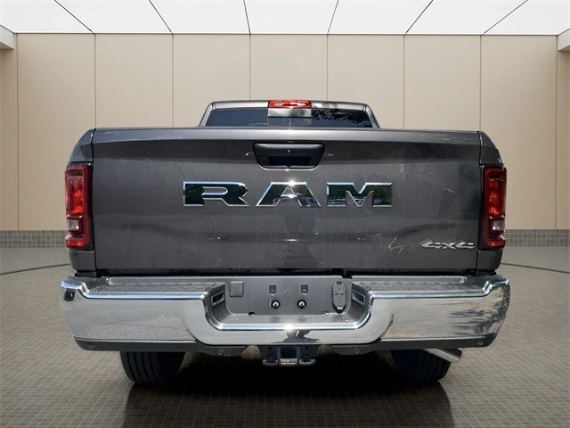 2025 Ram 2500 - Image 4 of 12