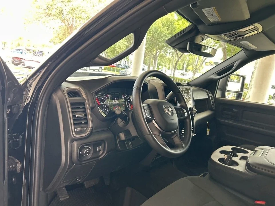 2025 Ram 2500 - Image 6 of 12