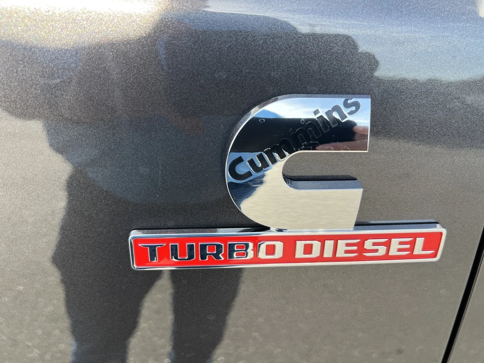 2025 Ram 2500 - Image 8 of 12