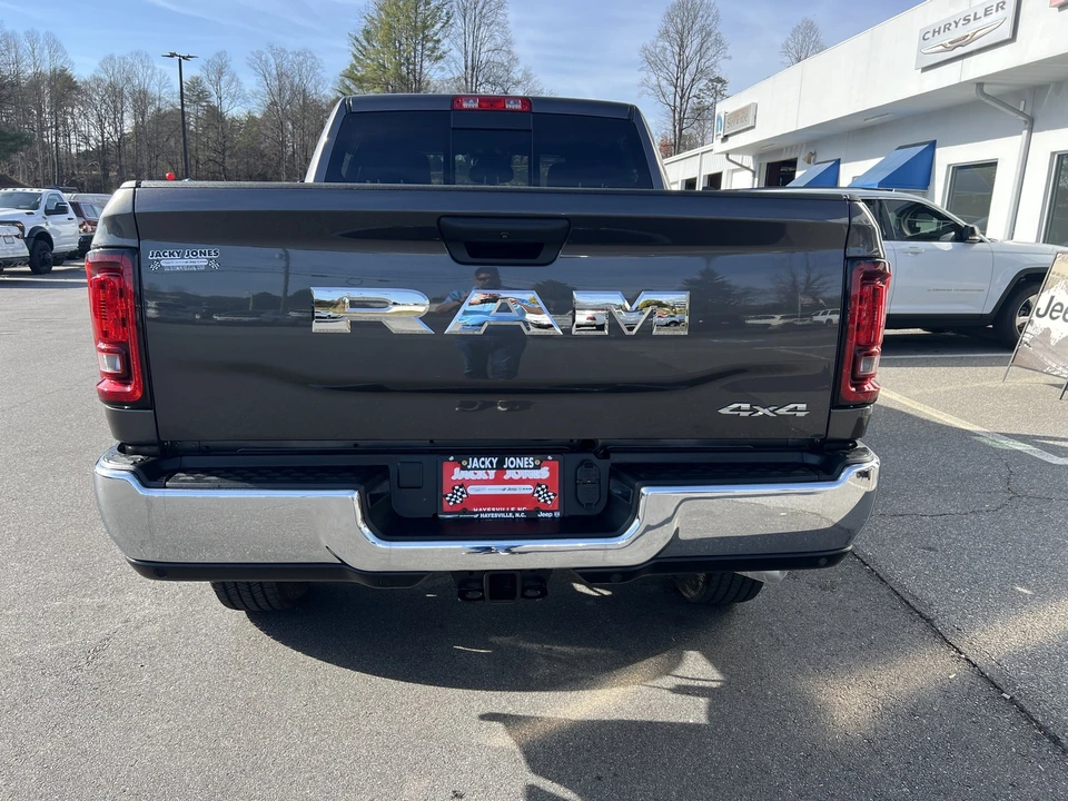 2025 Ram 2500 - Image 2 of 12