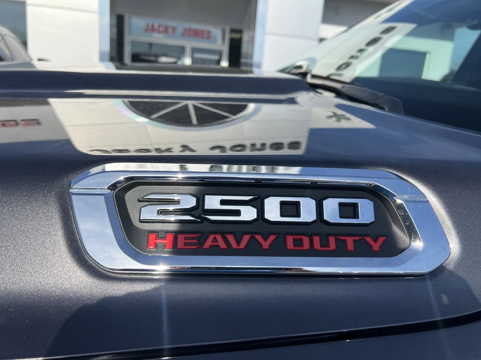 2025 Ram 2500 - Image 7 of 12