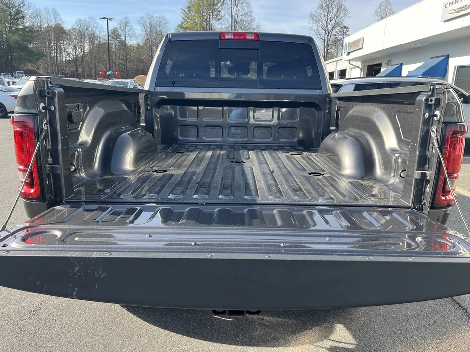 2025 Ram 2500 - Image 10 of 12