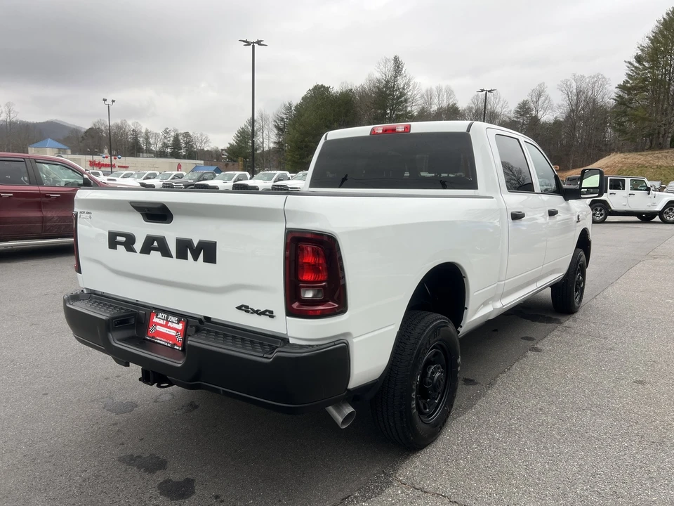 2025 Ram 2500 - Image 3 of 12