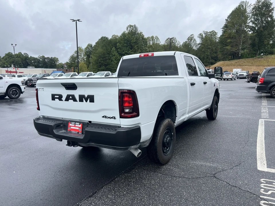 2025 Ram 2500 - Image 3 of 12