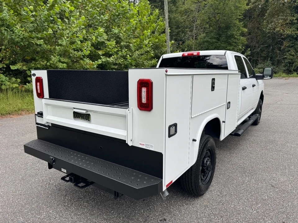 2025 Ram 2500 - Image 7 of 21
