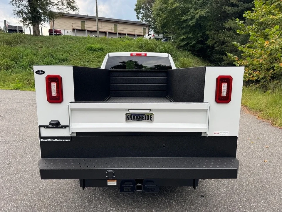 2025 Ram 2500 - Image 9 of 21
