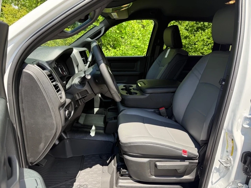 2025 Ram 2500 - Image 15 of 21