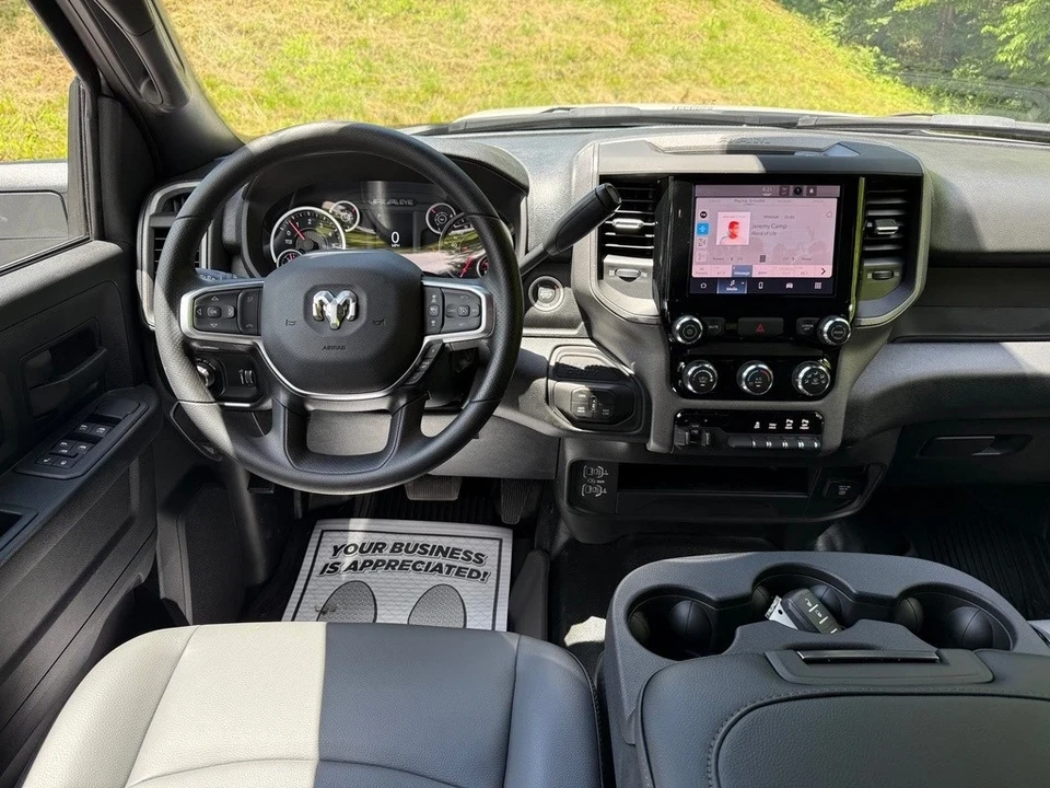 2025 Ram 2500 - Image 14 of 21