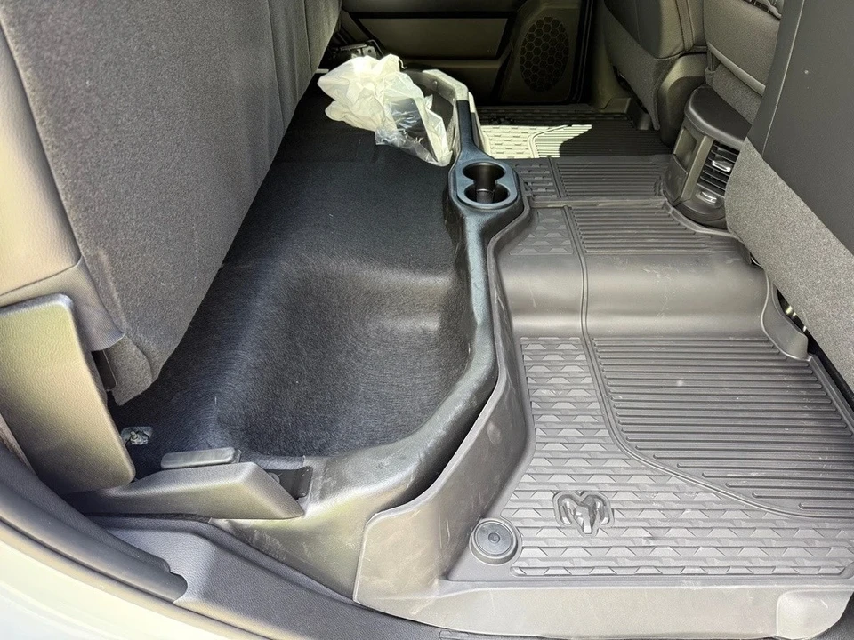 2025 Ram 2500 - Image 19 of 21