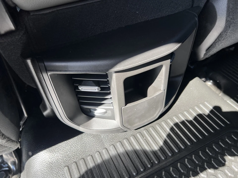 2025 Ram 2500 - Image 11 of 27