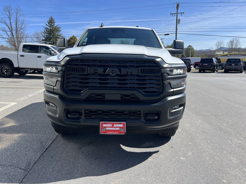2025 Ram 2500 - Image 5 of 27
