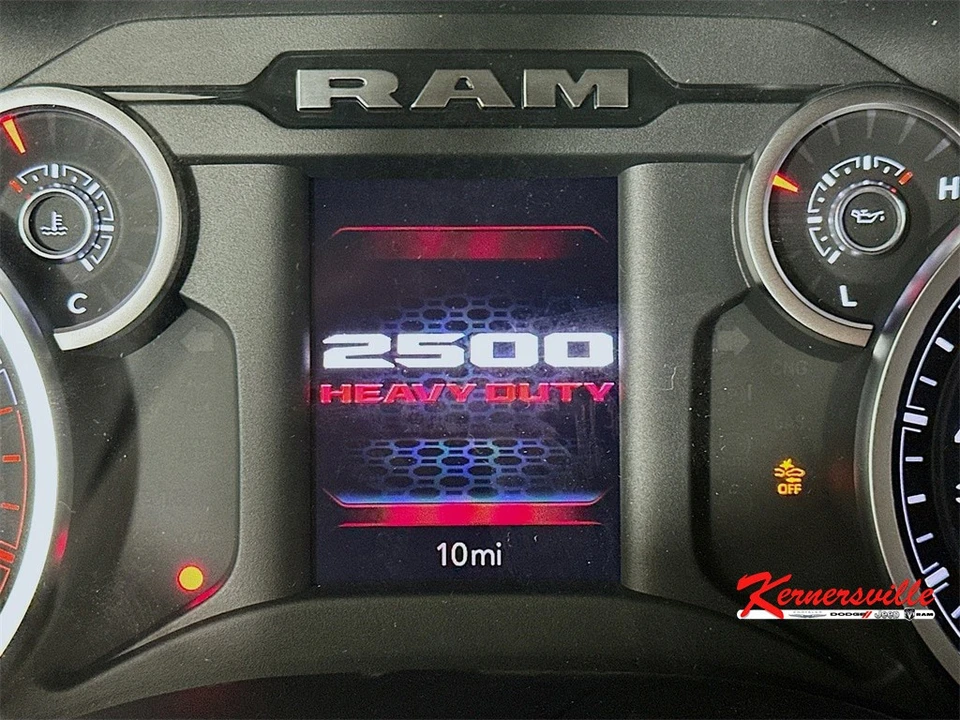 2025 Ram 2500 - Image 11 of 12