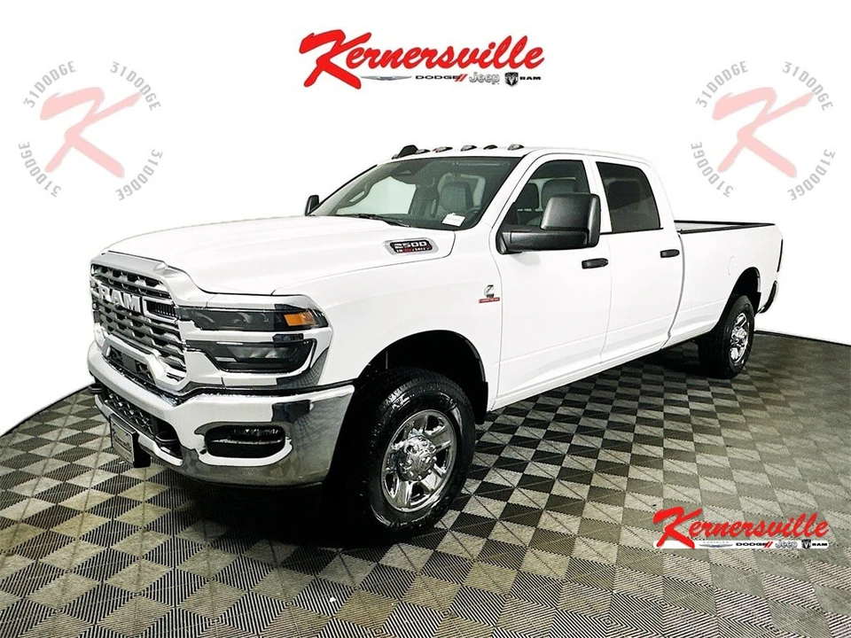2025 Ram 2500 - Image 3 of 12