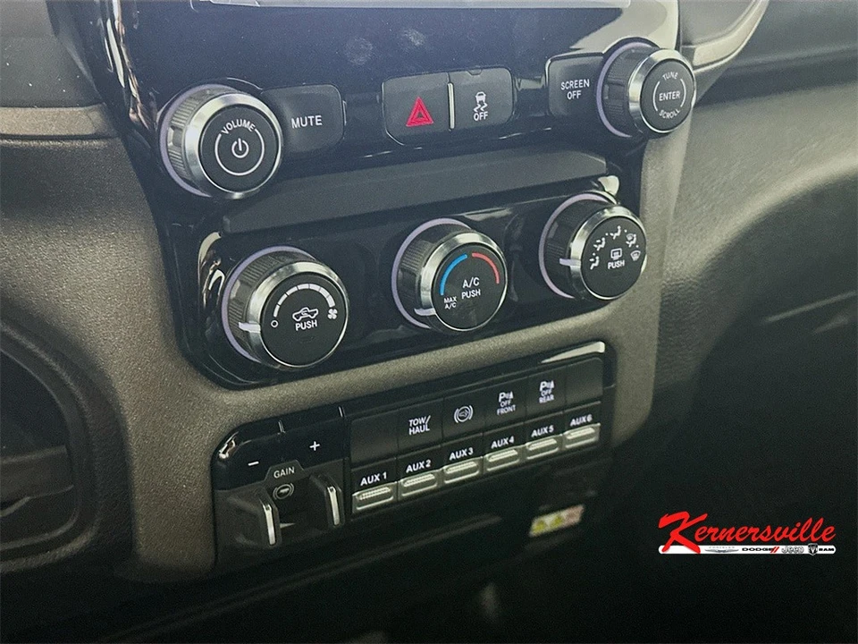 2025 Ram 2500 - Image 15 of 21