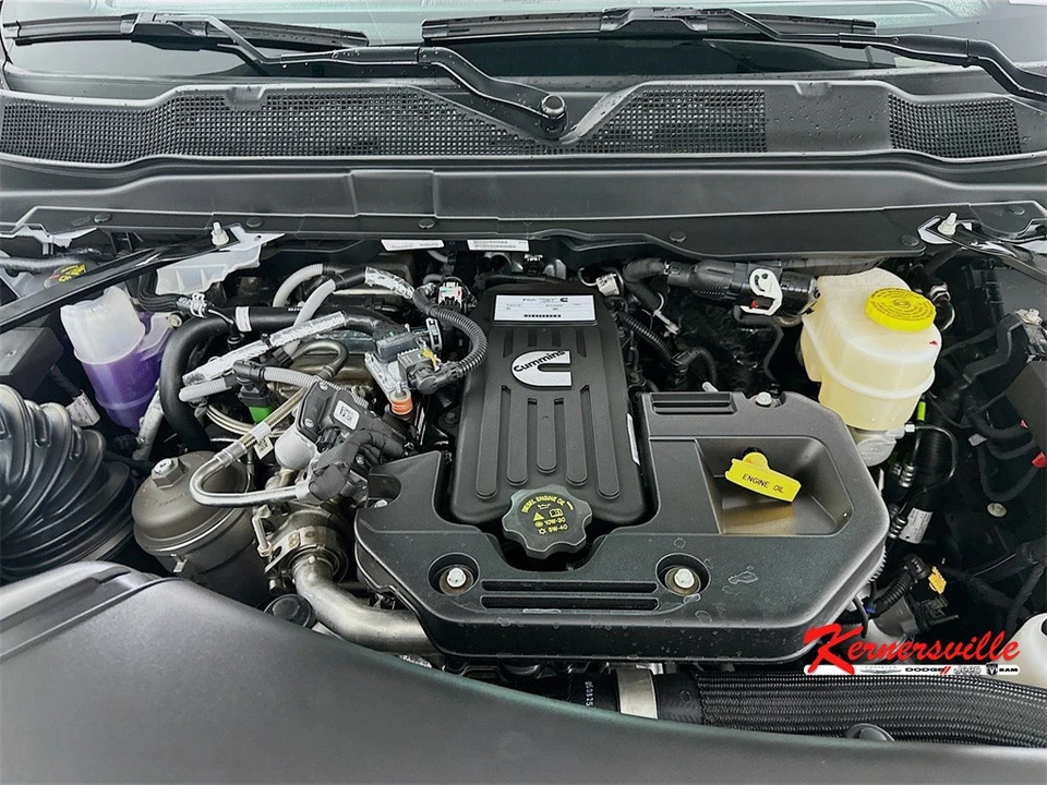 2025 Ram 2500 - Image 18 of 21
