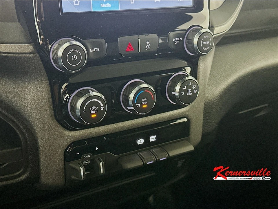 2025 Ram 2500 - Image 15 of 21