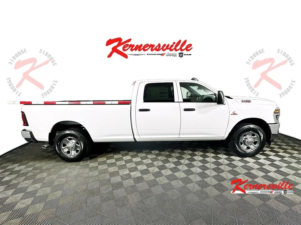 2025 Ram 2500 - Image 8 of 12
