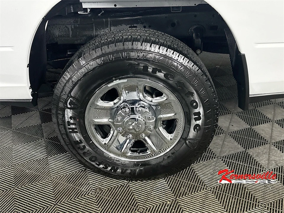 2025 Ram 2500 - Image 17 of 21