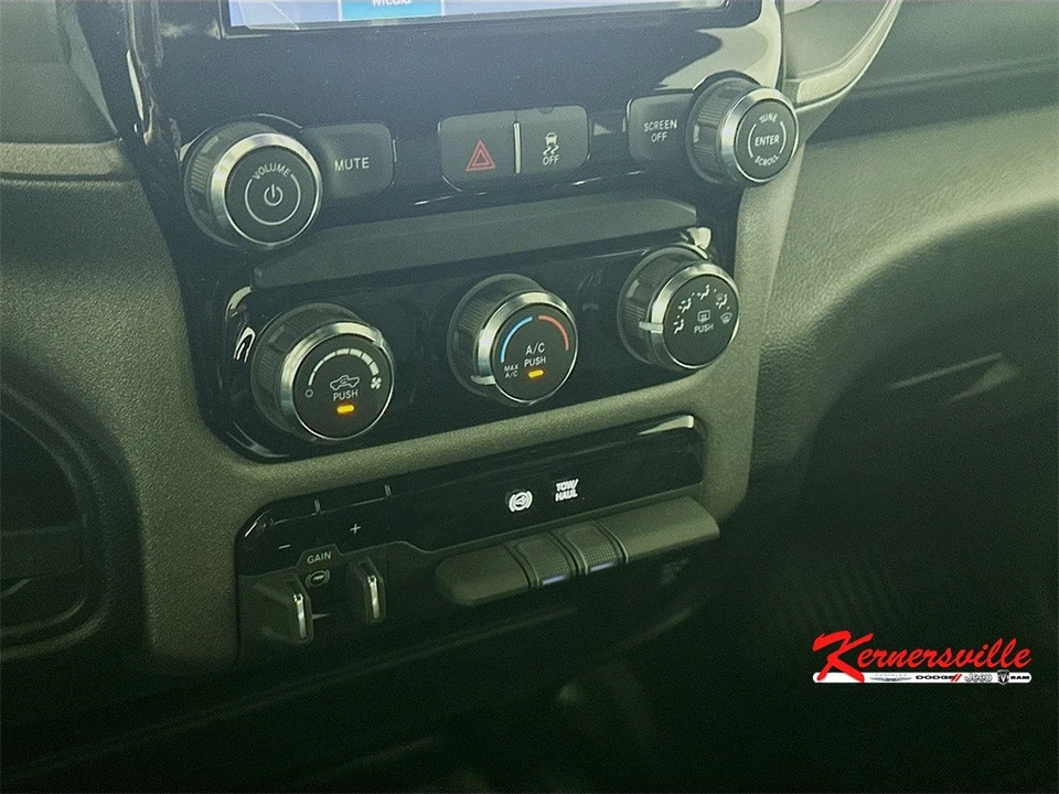 2025 Ram 2500 - Image 14 of 21