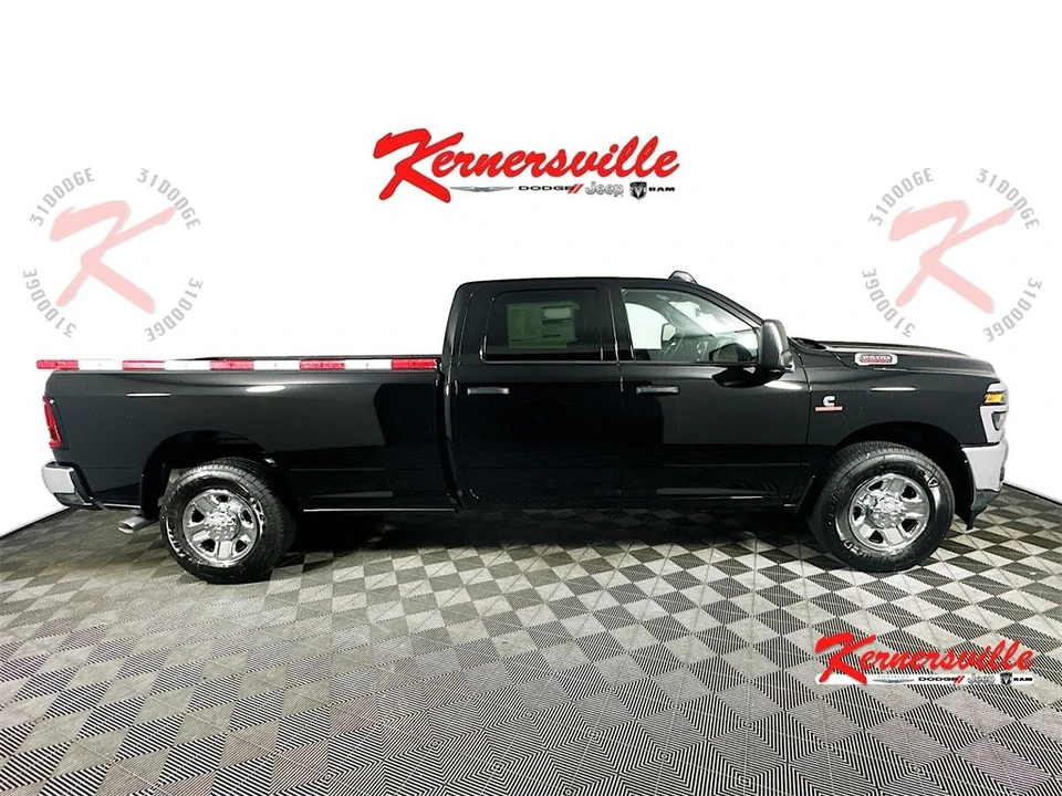 2025 Ram 2500 - Image 8 of 12