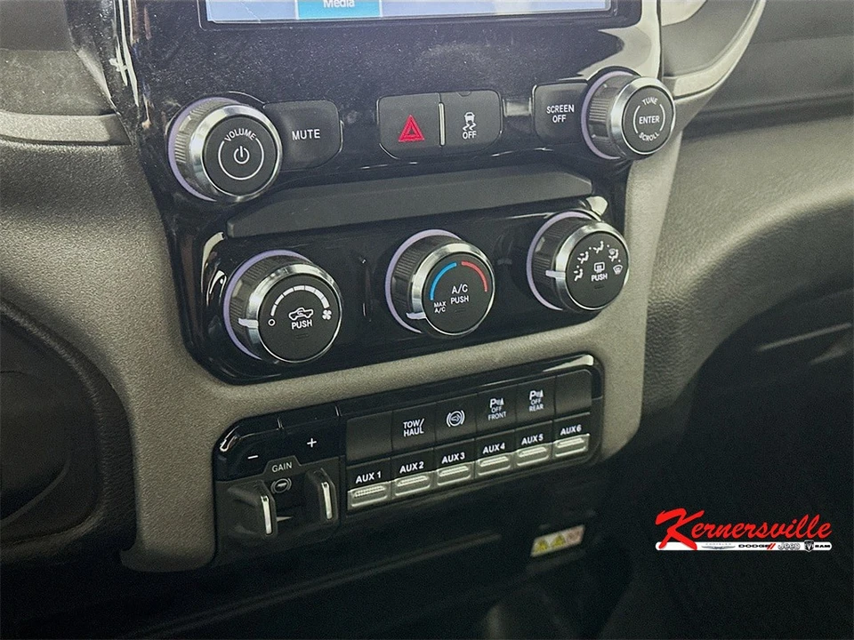 2025 Ram 2500 - Image 15 of 21