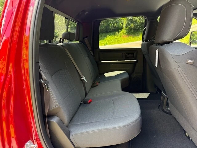 2025 Ram 2500 - Image 15 of 25