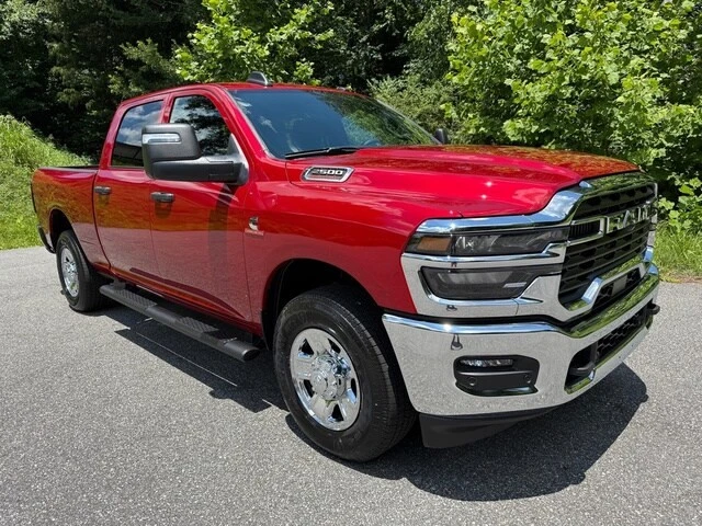 2025 Ram 2500 - Image 4 of 25