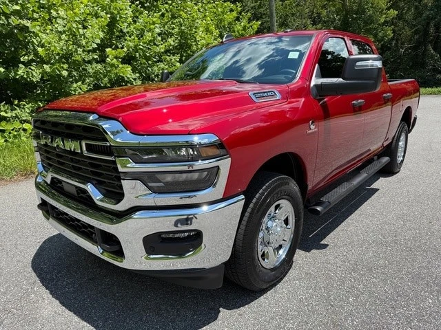 2025 Ram - Image 3 of 28