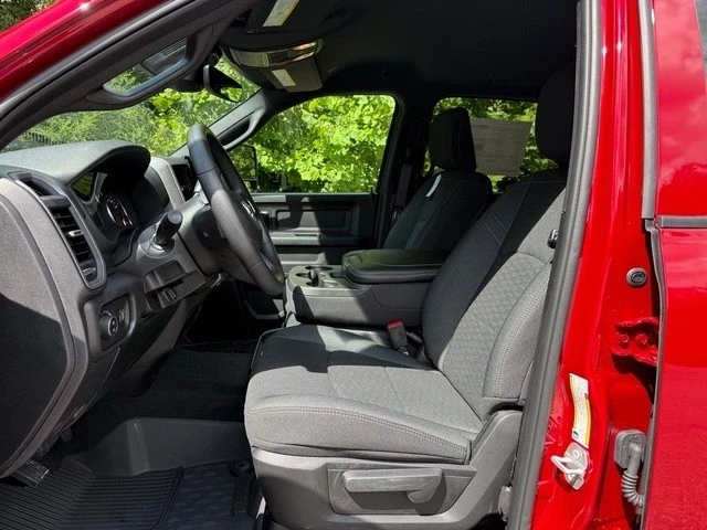 2025 Ram 2500 - Image 14 of 21