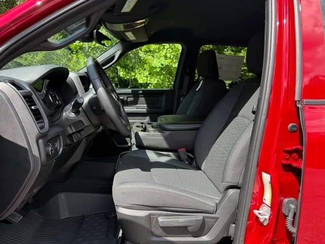 2025 Ram 2500 - Image 14 of 21