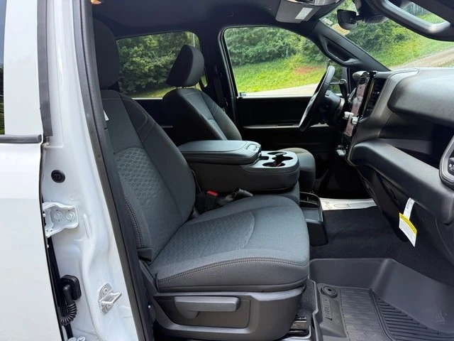 2025 Ram 2500 - Image 19 of 21