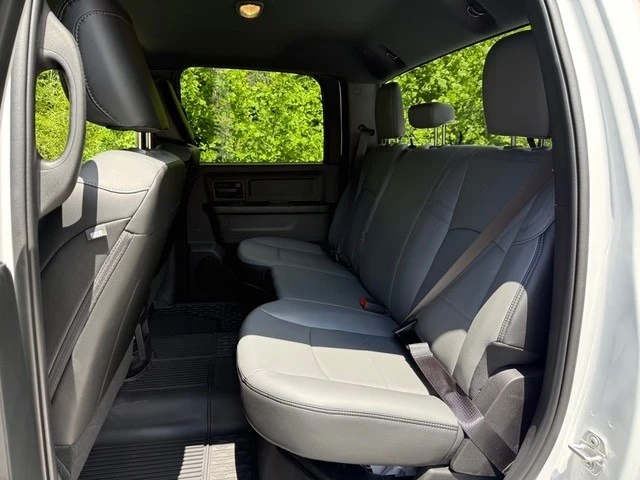 2025 Ram 2500 - Image 17 of 21
