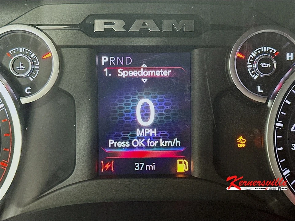2025 Ram 2500 - Image 11 of 12