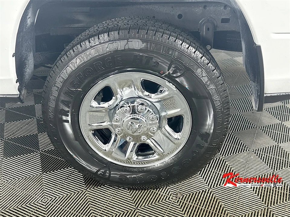 2025 Ram 2500 - Image 18 of 21