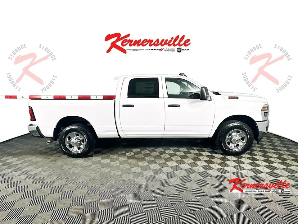 2025 Ram 2500 - Image 9 of 12