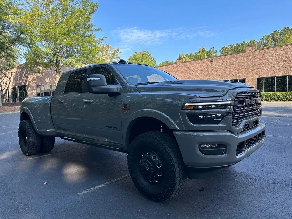2025 Ram 3500 - Image 10 of 12