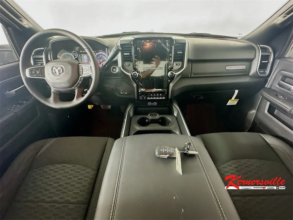2025 Ram 3500 - Image 9 of 12