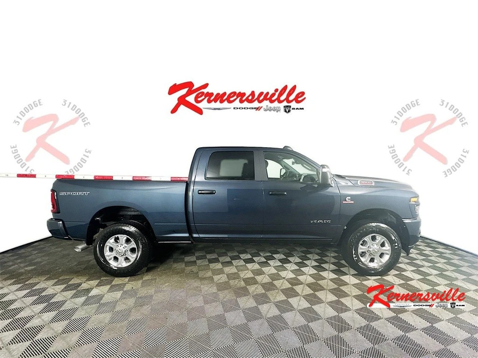 2025 Ram 3500 - Image 9 of 12