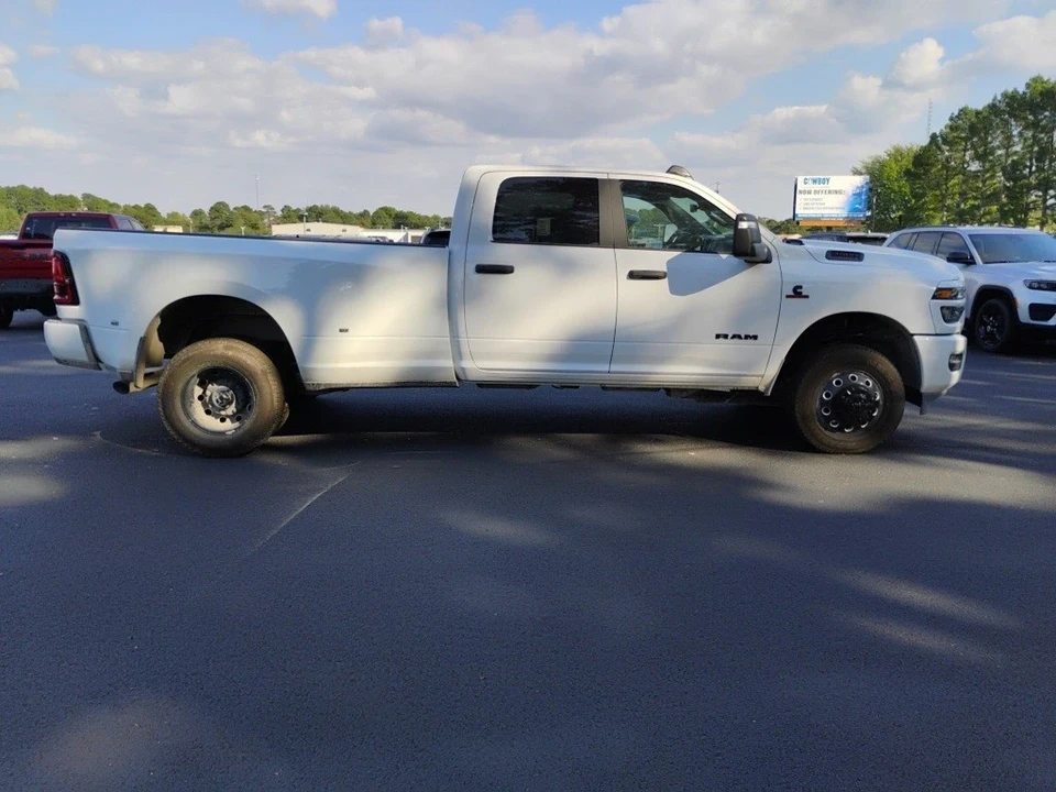 2025 Ram 3500 - Image 4 of 12