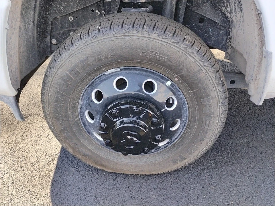 2025 Ram 3500 - Image 9 of 12