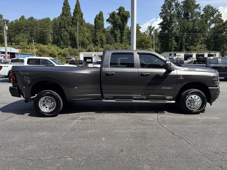 2025 Ram 3500 - Image 5 of 31