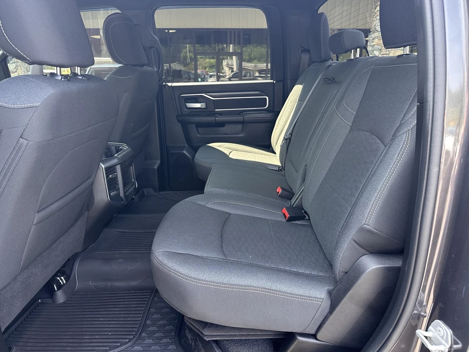 2025 Ram 3500 - Image 13 of 31