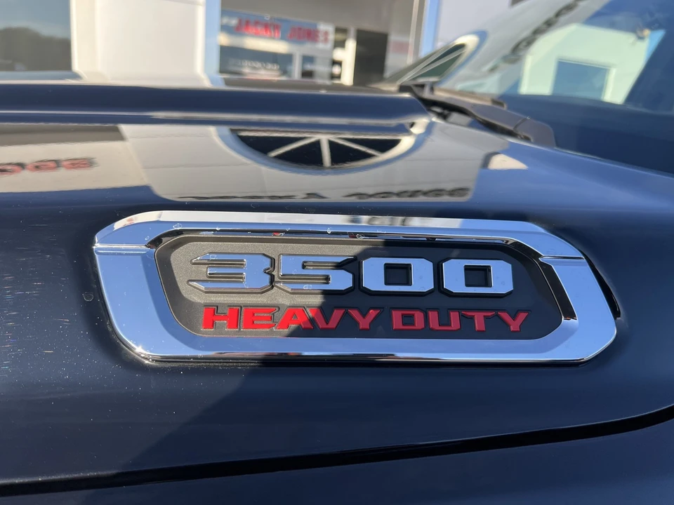 2025 Ram 3500 - Image 7 of 12
