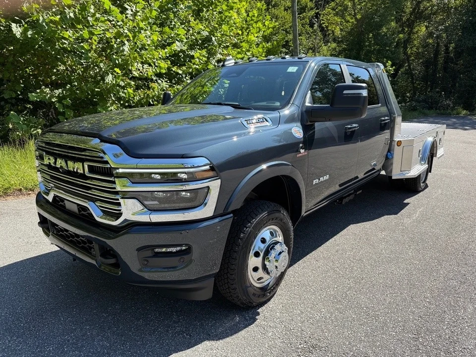 2025 Ram 3500 - Image 3 of 21