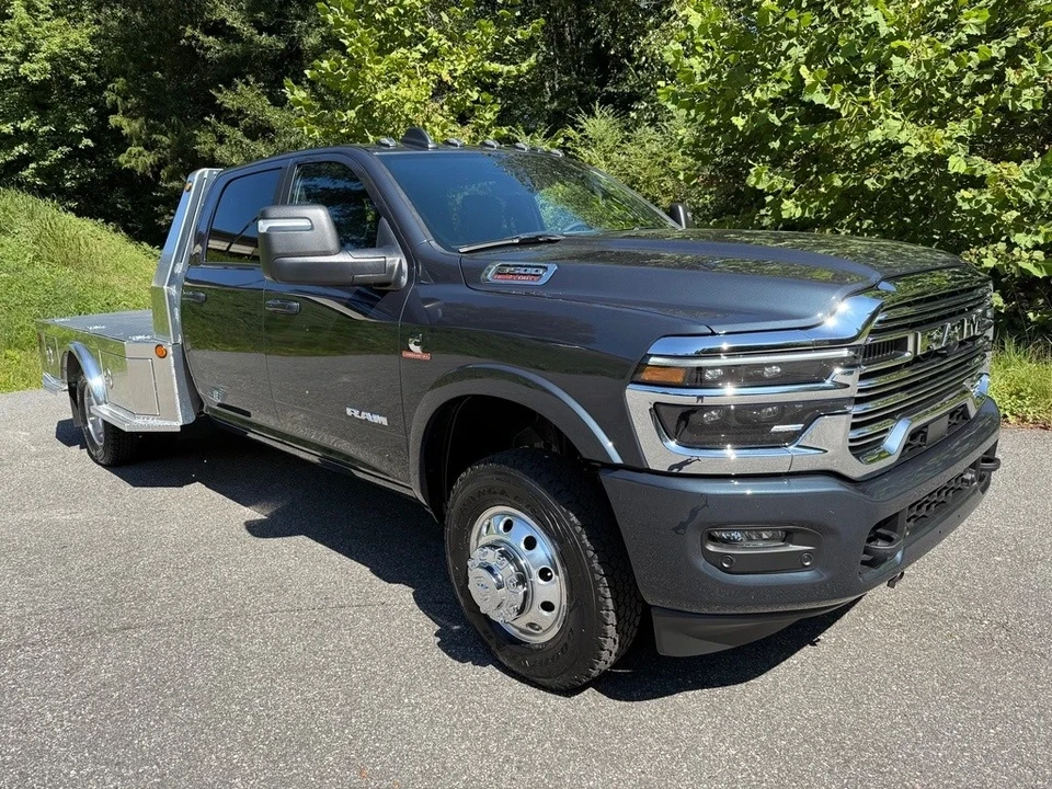 2025 Ram 3500 - Image 5 of 21