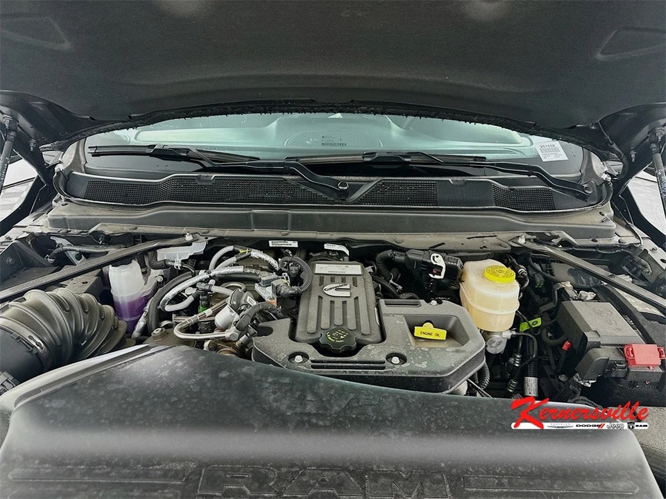 2025 Ram 3500 - Image 18 of 21